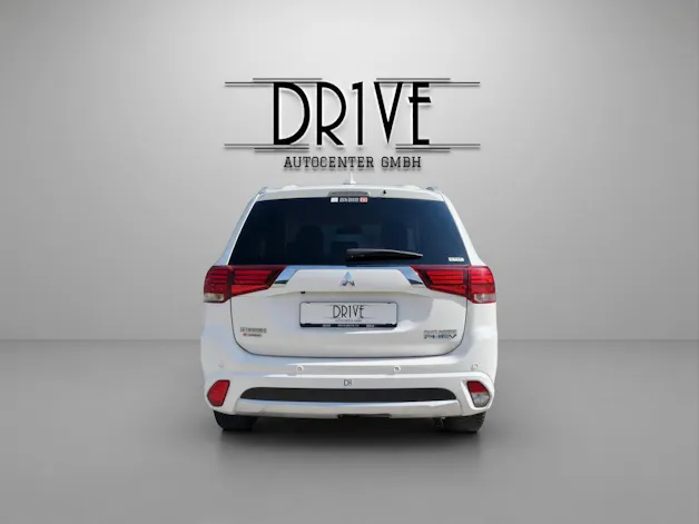Mitsubishi Outlander 2.0 PHEV Diamond 4WD Automatic