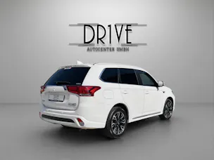 Mitsubishi Outlander 2.0 PHEV Diamond 4WD Automatic