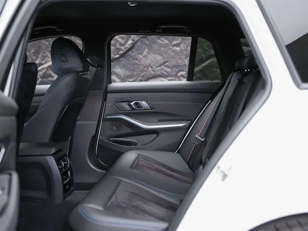 BMW M340i xDrive Touring Steptronic M Sport Pro *M-Sportfahrwerk*Keyless-Go*Adaptive LED*