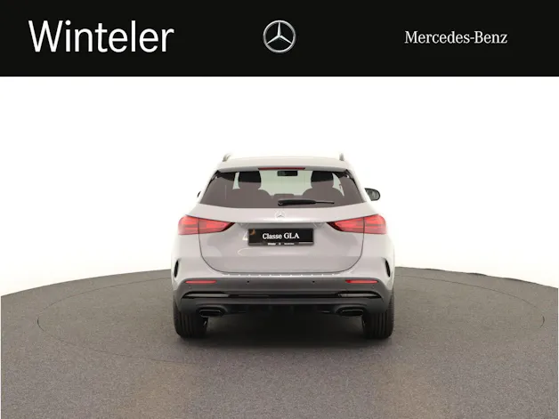 Mercedes-Benz GLA 200 Night Star 7G-D