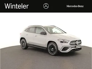 MERCEDES-BENZ GLA 200 Night Star 7G-D