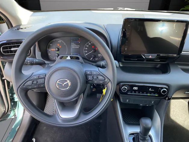 Mazda 2 Hybrid Prime-line