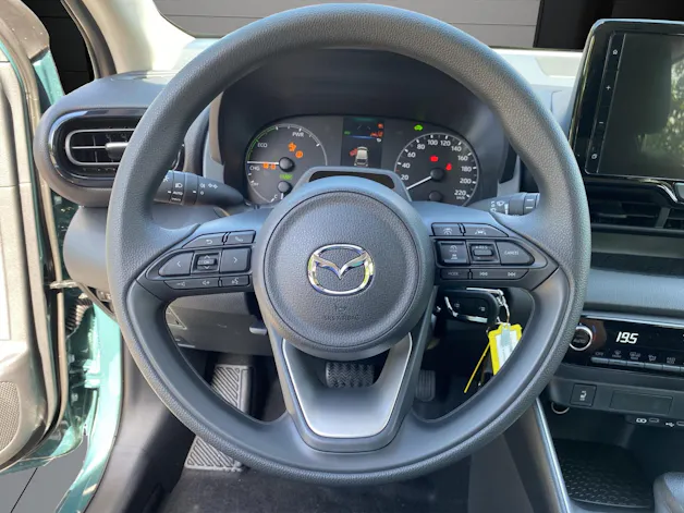 Mazda 2 Hybrid Prime-line