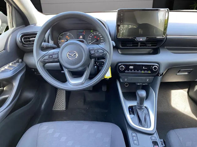 Mazda 2 Hybrid Prime-line