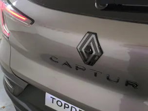 RENAULT Captur 1.3 TCe Esprit Alpine EDC