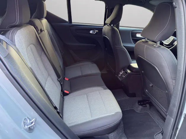 Volvo XC40 2.0 B4 MH Plus Dark