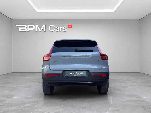 Volvo XC40 2.0 B4 MH Plus Dark