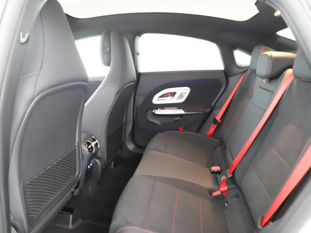 Mercedes-Benz CLA 220 8G-DCT 4Matic
