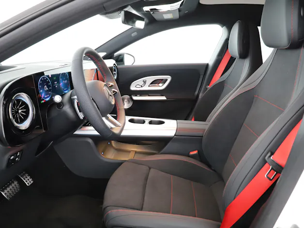 Mercedes-Benz CLA 220 8G-DCT 4Matic