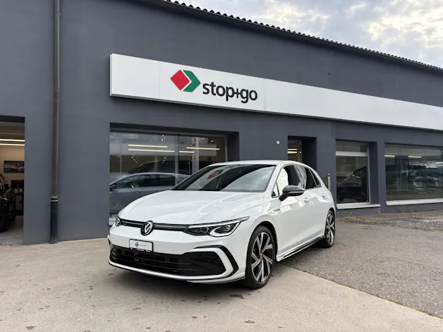 VW Golf 1.5 eTSI mHEV ACT R-Line DSG