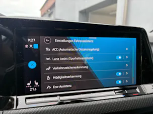 VW Golf 1.5 eTSI mHEV ACT R-Line DSG