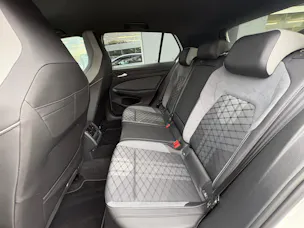 VW Golf 1.5 eTSI mHEV ACT R-Line DSG