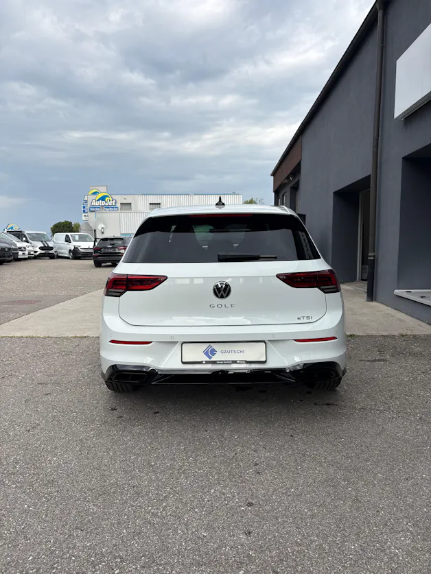 VW Golf 1.5 eTSI mHEV ACT R-Line DSG