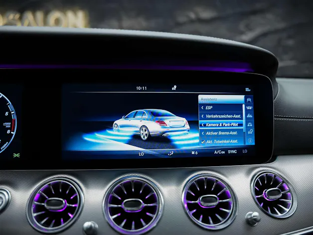 Mercedes-Benz E 220 d AMG Line 9G-Tronic *CH-Fahrzeug*Panorama*Head-Up*360°*