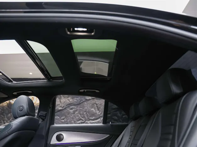 Mercedes-Benz E 220 d AMG Line 9G-Tronic *CH-Fahrzeug*Panorama*Head-Up*360°*