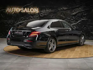 MERCEDES-BENZ E 220 d AMG Line 9G-Tronic *CH-Fahrzeug*Panorama*Head-Up*360°*