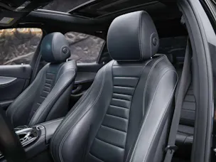 MERCEDES-BENZ E 220 d AMG Line 9G-Tronic *CH-Fahrzeug*Panorama*Head-Up*360°*
