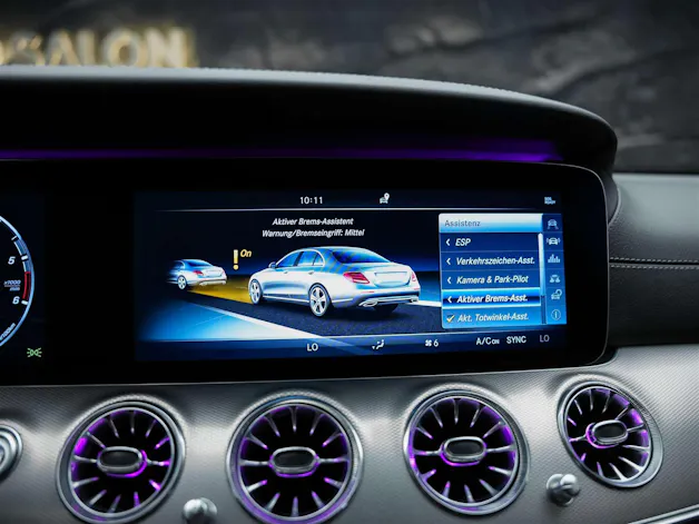 Mercedes-Benz E 220 d AMG Line 9G-Tronic *CH-Fahrzeug*Panorama*Head-Up*360°*