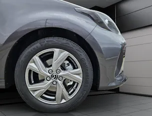 MAZDA 2 Hybrid Exclusive-line