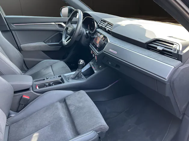 Audi Q3 Sportback 35 TFSI S line Attraction S-tronic