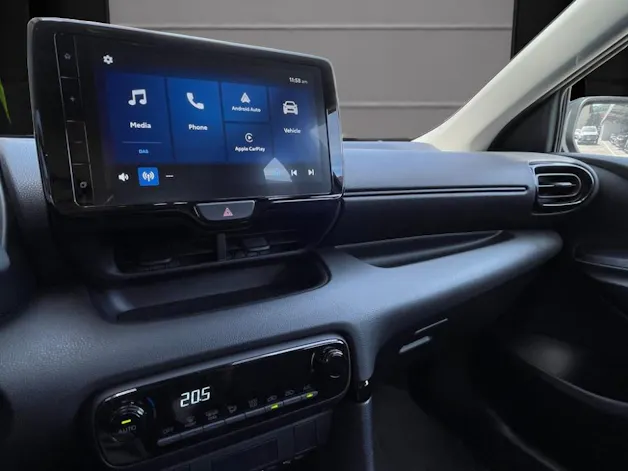 Mazda 2 Hybrid Prime-line