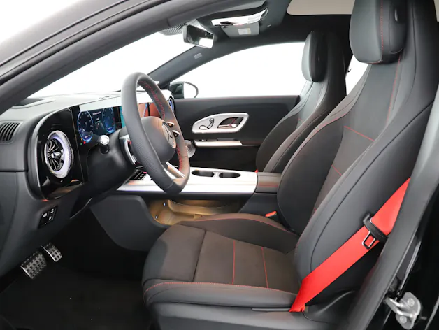 Mercedes-Benz CLA 220 8G-DCT 4Matic