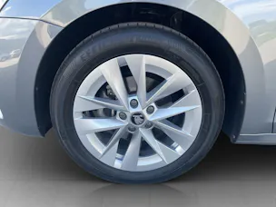 SKODA Octavia Combi 1.5 TSI mHEV DSG Selection