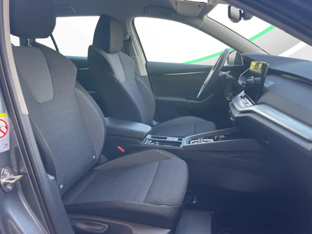 Škoda Octavia Combi 1.5 TSI mHEV DSG Dynamic