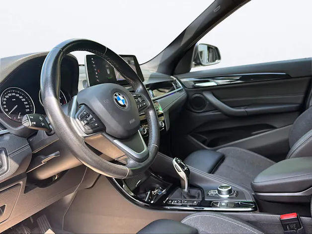 BMW X1 xDrive 18d Essential Edition Steptronic