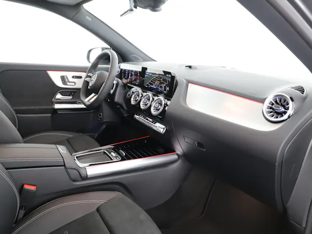 Mercedes-Benz GLA 200 Night Star 7G-D