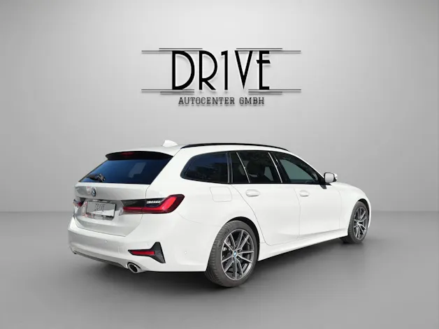 BMW 320d xDrive 48V Touring Sport Line Steptronic