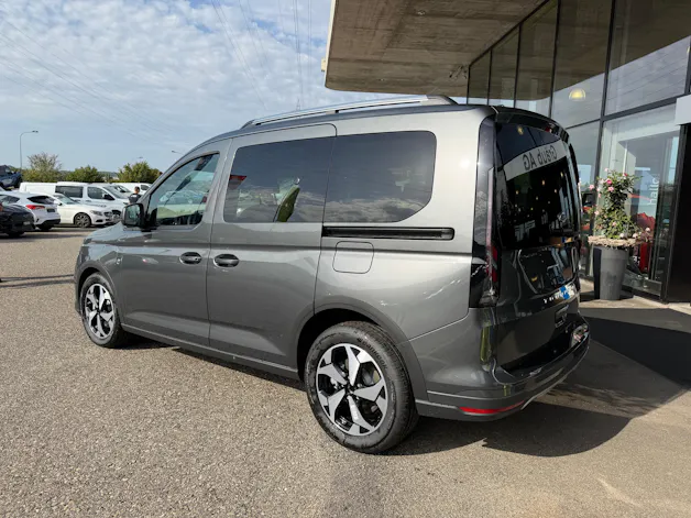 Ford Tourneo Connect 1.5 PHEV Active Automat