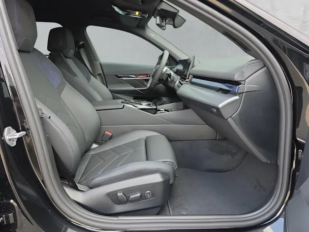 BMW 530e xDrive Touring M Sport Steptronic