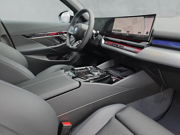 BMW 530e xDrive Touring M Sport Steptronic