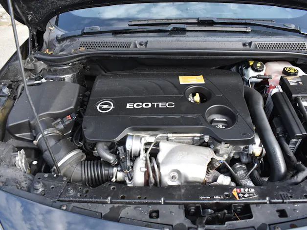 Opel Cascada 1.6i 16V Cosmo