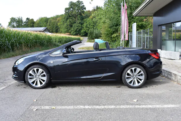 Opel Cascada 1.6i 16V Cosmo