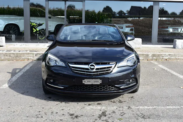 Opel Cascada 1.6i 16V Cosmo