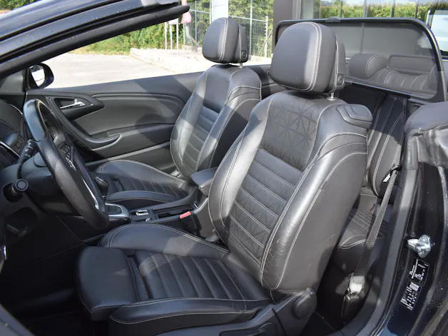 Opel Cascada 1.6i 16V Cosmo