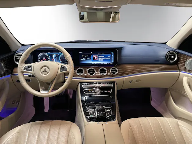 Mercedes-Benz E 400 Avantgarde 7G-Tronic