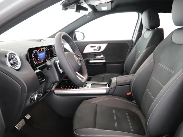 Mercedes-Benz GLA 220d 4M Swiss Star