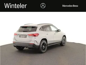 MERCEDES-BENZ GLA 220d 4M Swiss Star