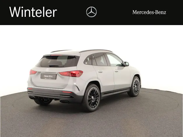 Mercedes-Benz GLA 220d 4M Swiss Star