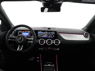 MERCEDES-BENZ GLA 220d 4M Swiss Star