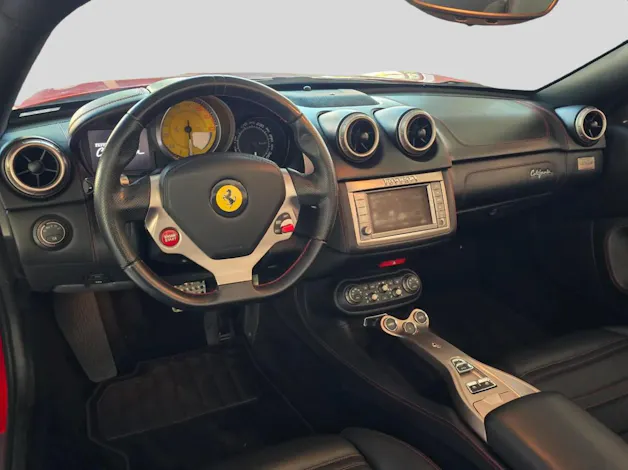 Ferrari California 4.3 V8