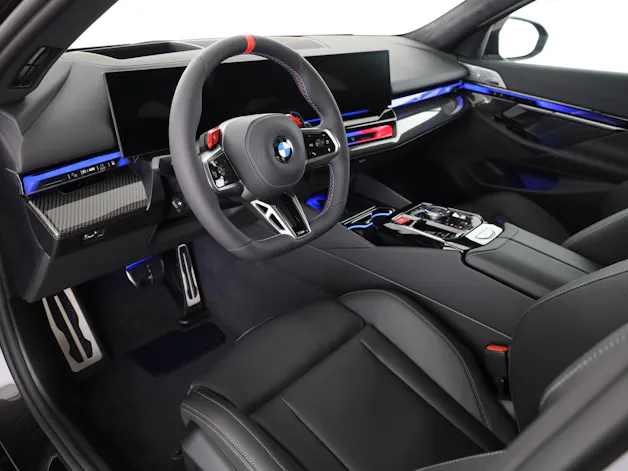 BMW M5 xDrive