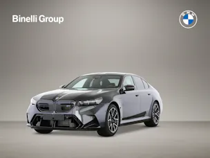 BMW M5 xDrive