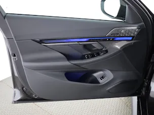 BMW M5 xDrive