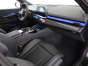 BMW M5 xDrive