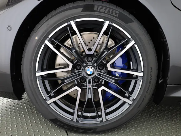 BMW M5 xDrive