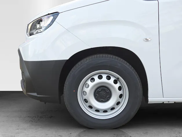 Toyota PROACE CITY Van L1 52KWh Active